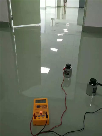 丰满 防静电自流平检测
